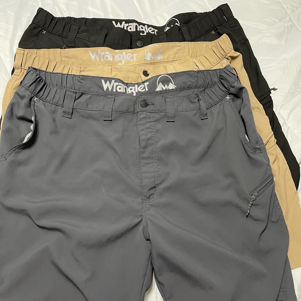 Wrangler shorts black, gray, and tan size 44